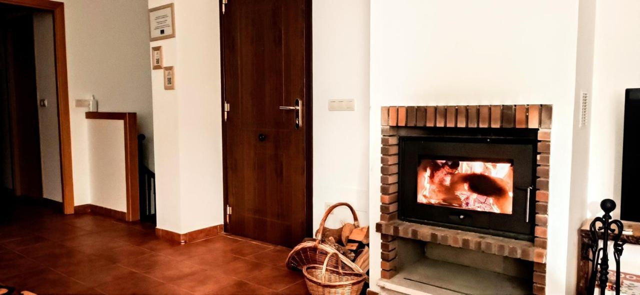 Alojamiento Rural Los Gancheros Tragacete Luaran gambar